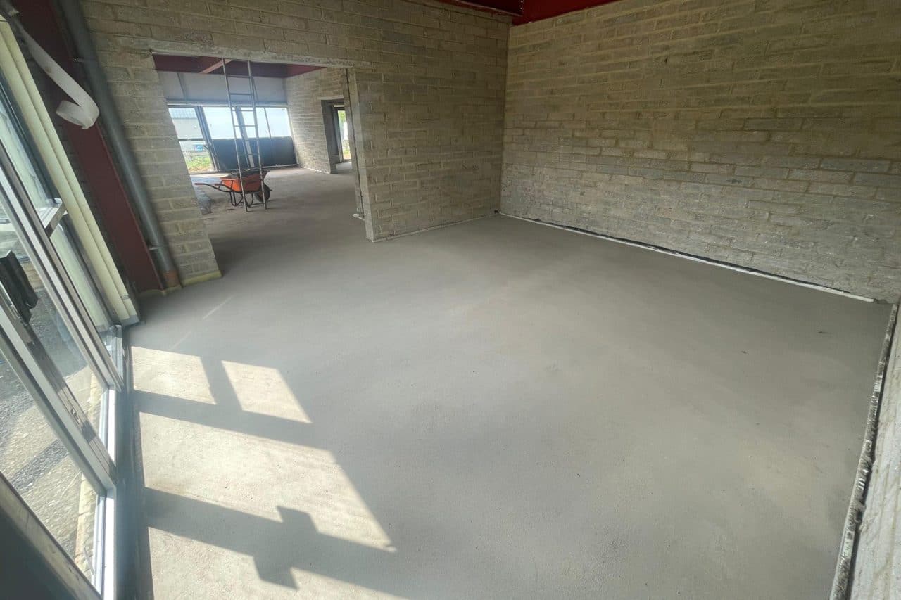 Floor screeding Chelveston