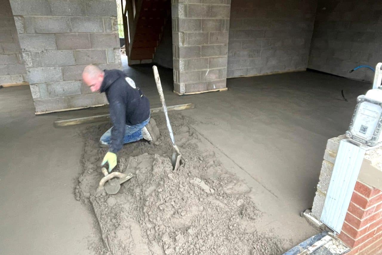 Floor screeding Higham Ferrers