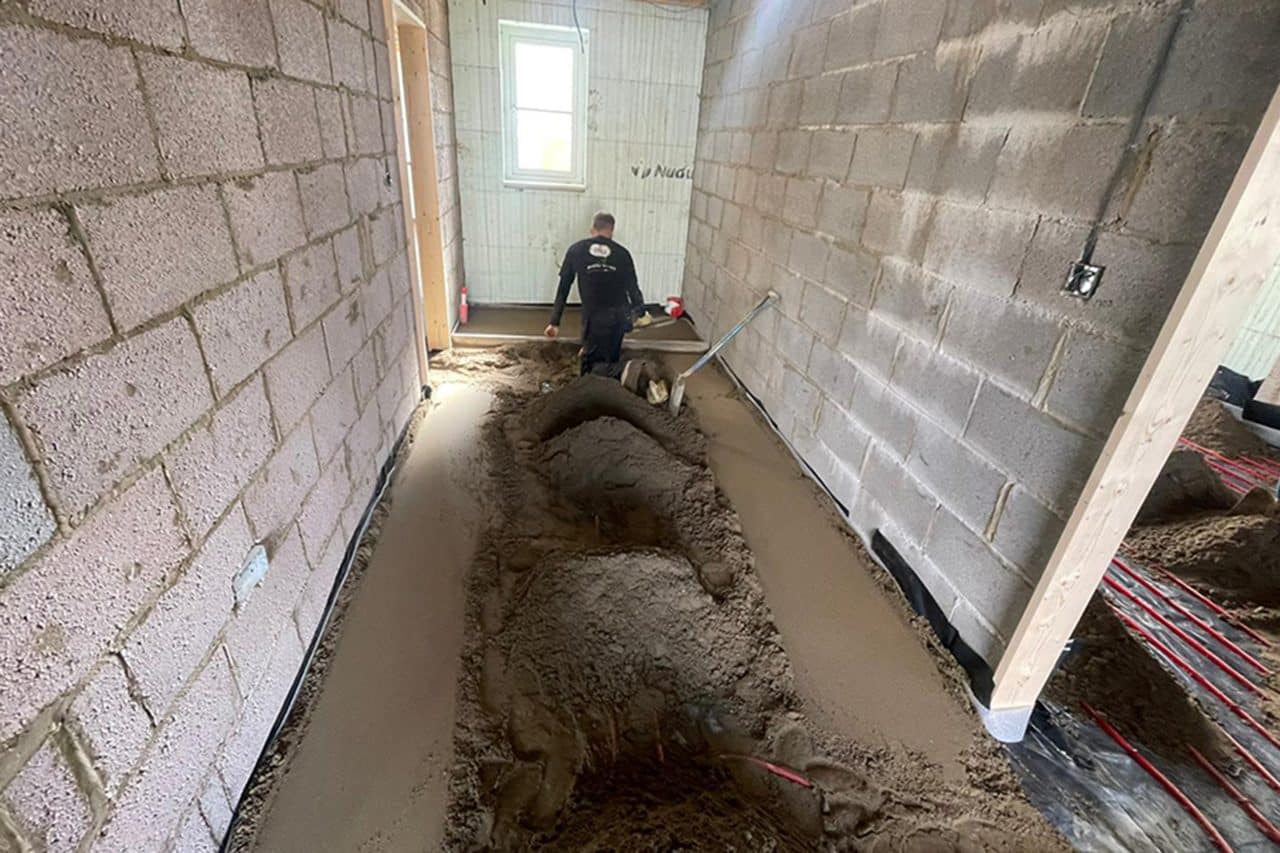 oor screeding Round Spinney industrial estate