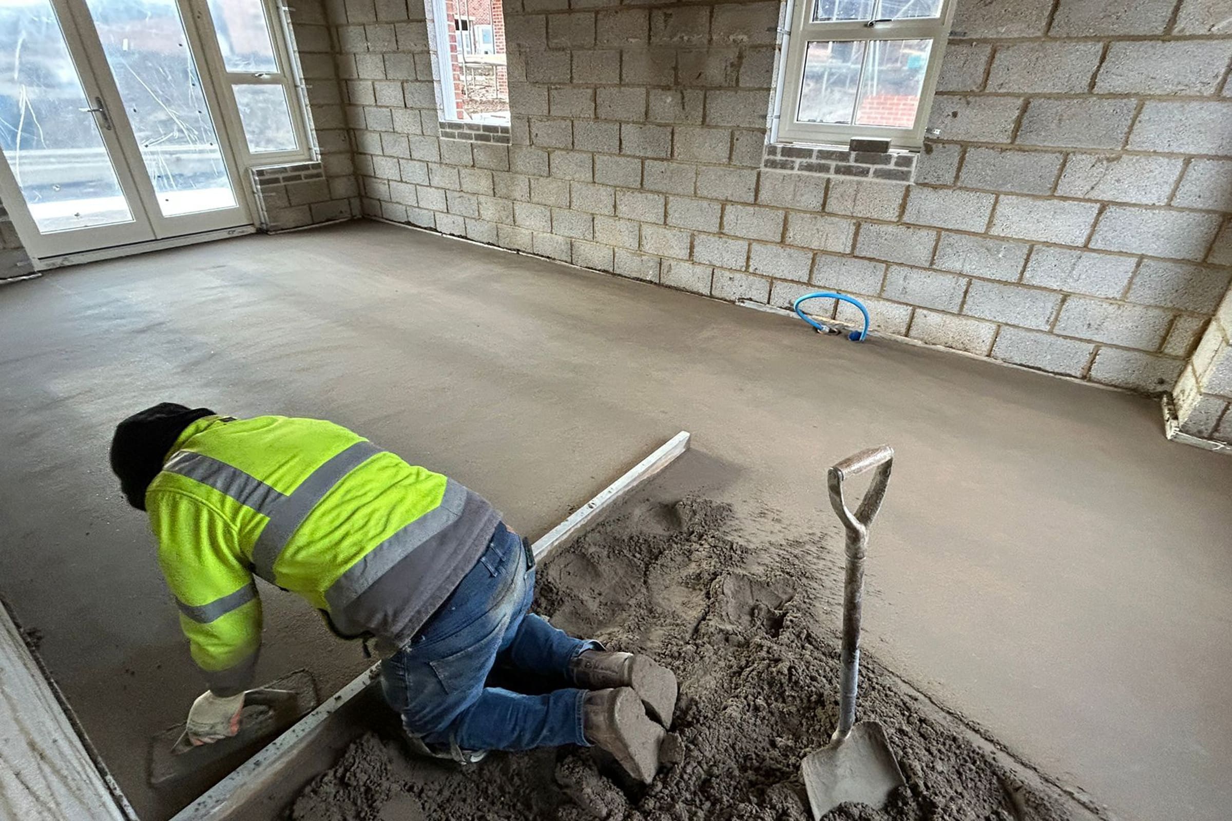 Floor screeding for new build properties